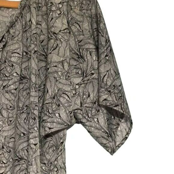 Loft XS Botanical Print Sleeveless Top - Picture 3 of 5